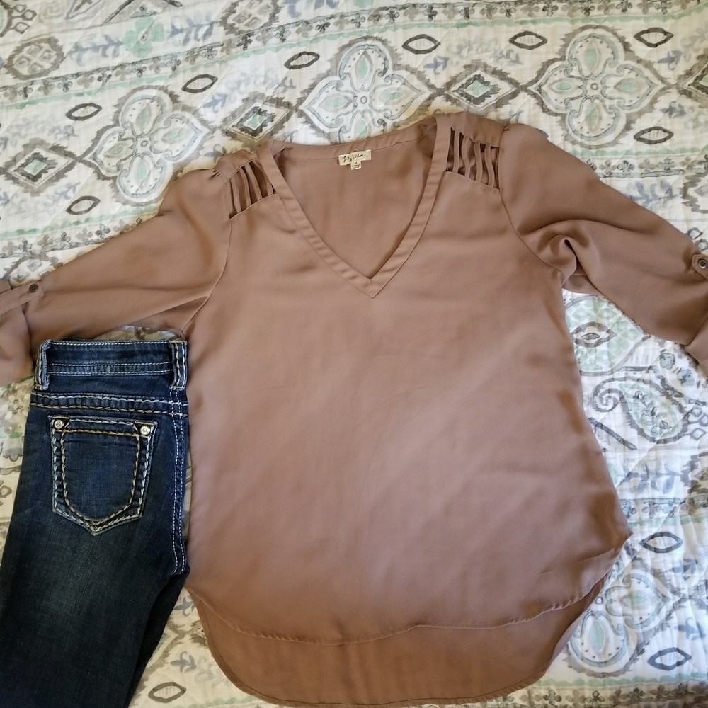 Dressy blouse
